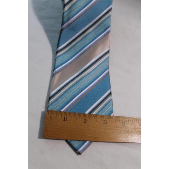 Vintage GEOFFREY BEENE 3.5 X 58 Silk Necktie, Blue/Beige/White Diagonal Stripes - Picture 5 of 5
